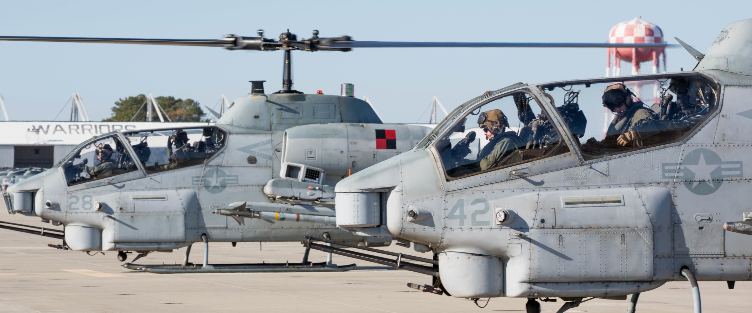 hmla-167 warriors marine light attack helicopter squadron ah-1w super cobra usmc 44