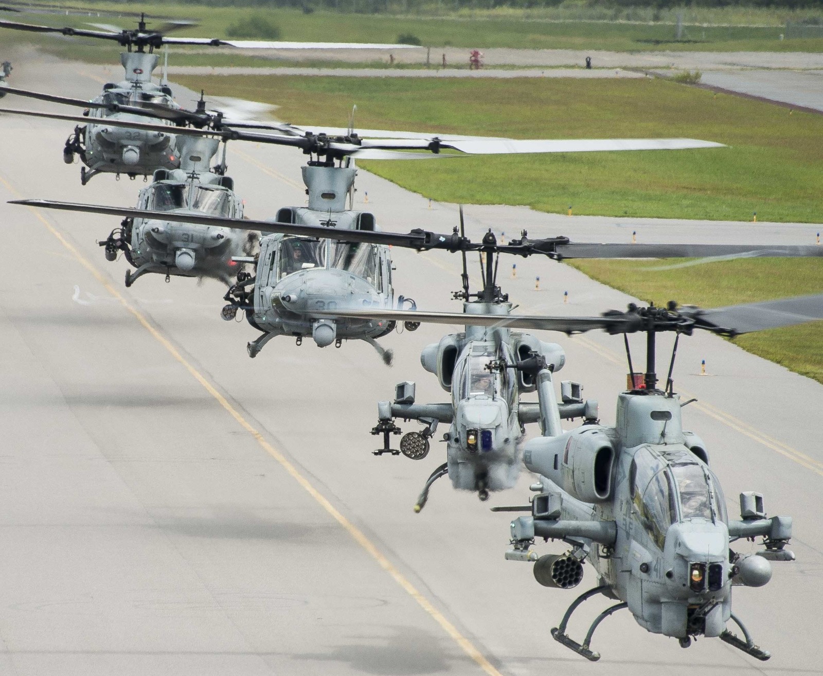 hmla-167 warriors marine light attack helicopter squadron ah-1w super cobra usmc 56