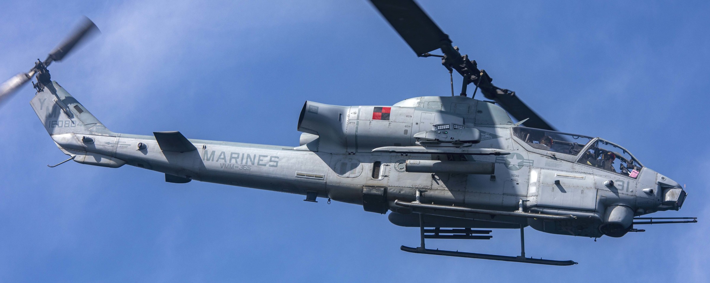 hmla-167 warriors marine light attack helicopter squadron ah-1w super cobra usmc 67