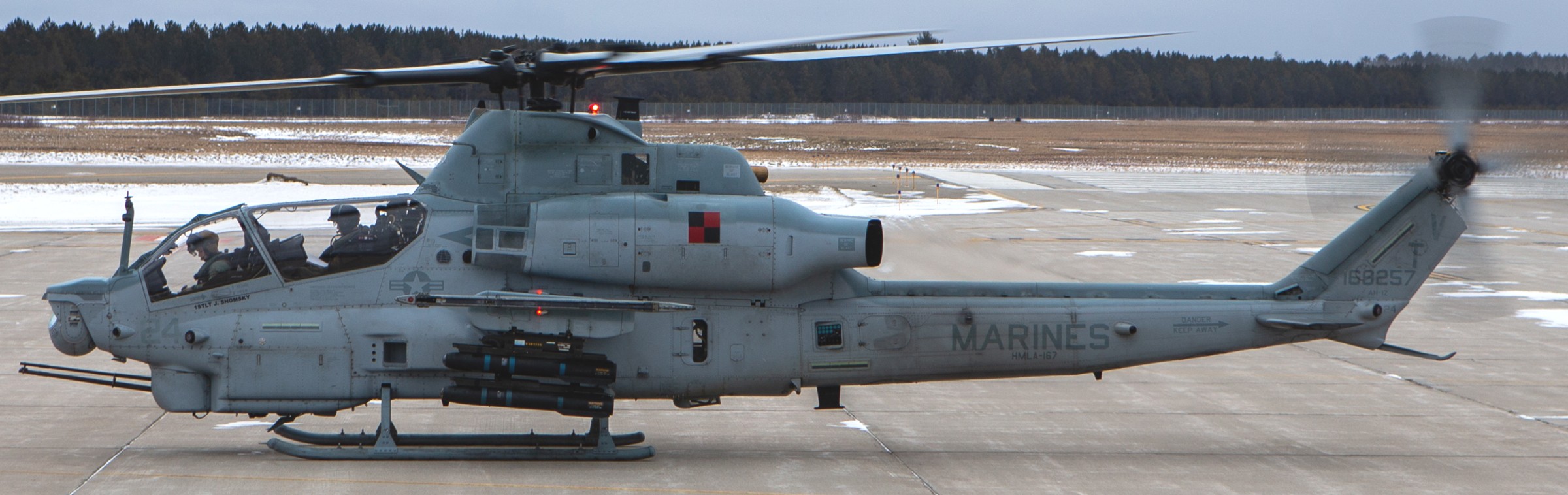 hmla-167 warriors marine light attack helicopter squadron ah-1z viper usmc 86