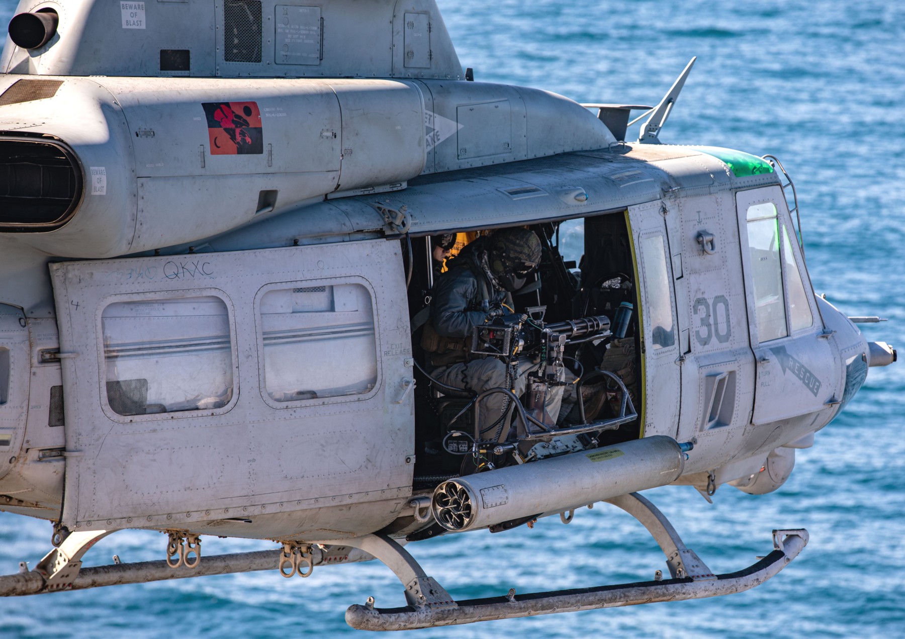 hmla-167 warriors marine light attack helicopter squadron uh-1y venom usmc uss kearsarge 95