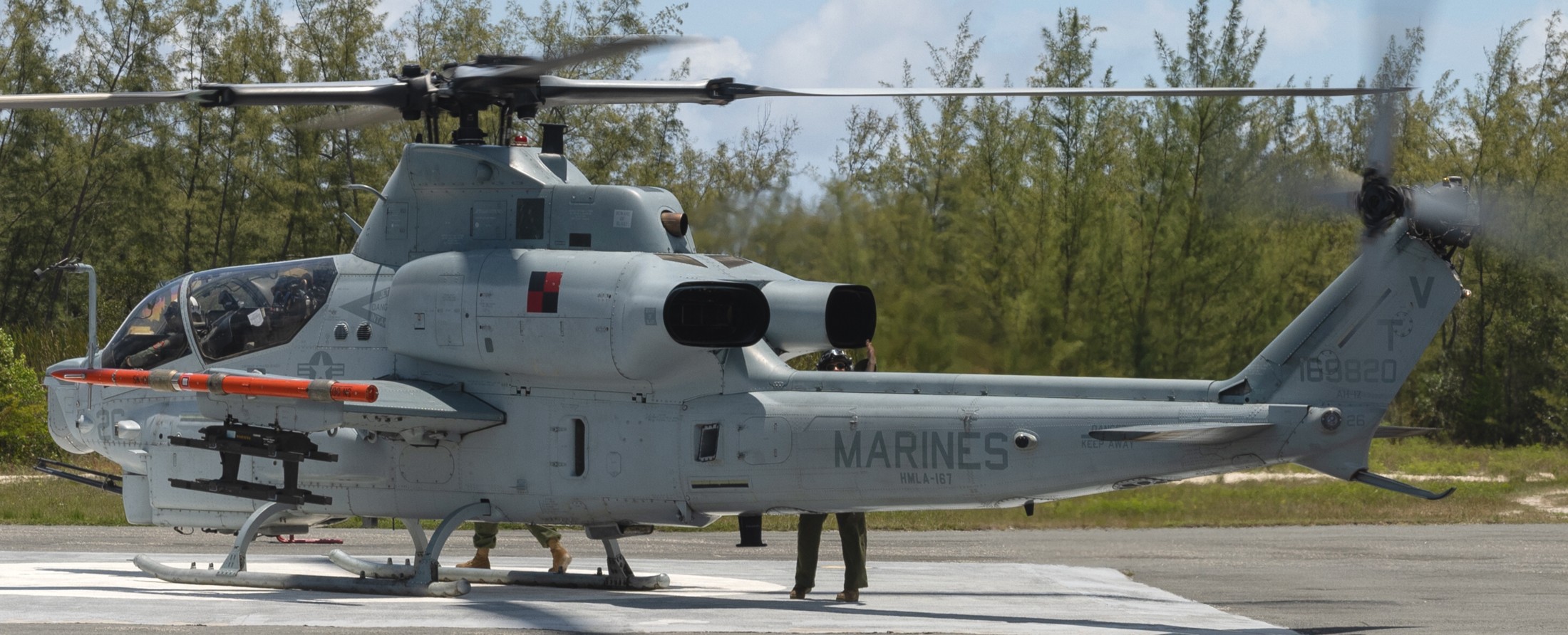 hmla-167 warriors marine light attack helicopter squadron ah-1z viper usmc andros island bahamas 2024 110