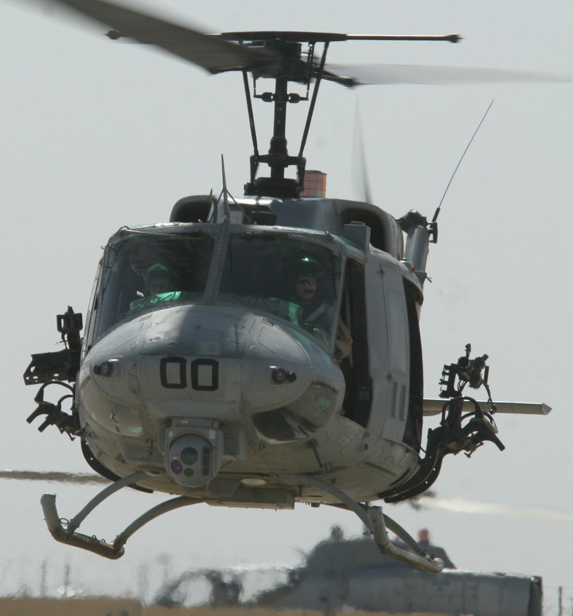 hmla-169 vipers marine light attack helicopter squadron uh-1n twin huey iraq 2006 04