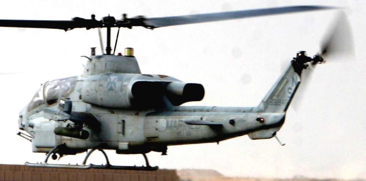 hmla-169 vipers marine light attack helicopter squadron ah-1w super cobra camp bastion 2009