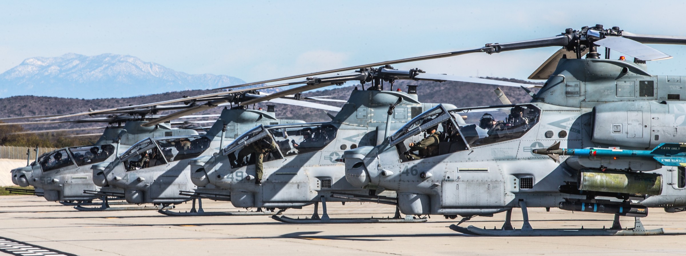 hmla-169 vipers marine light attack helicopter squadron ah-1z viper 51