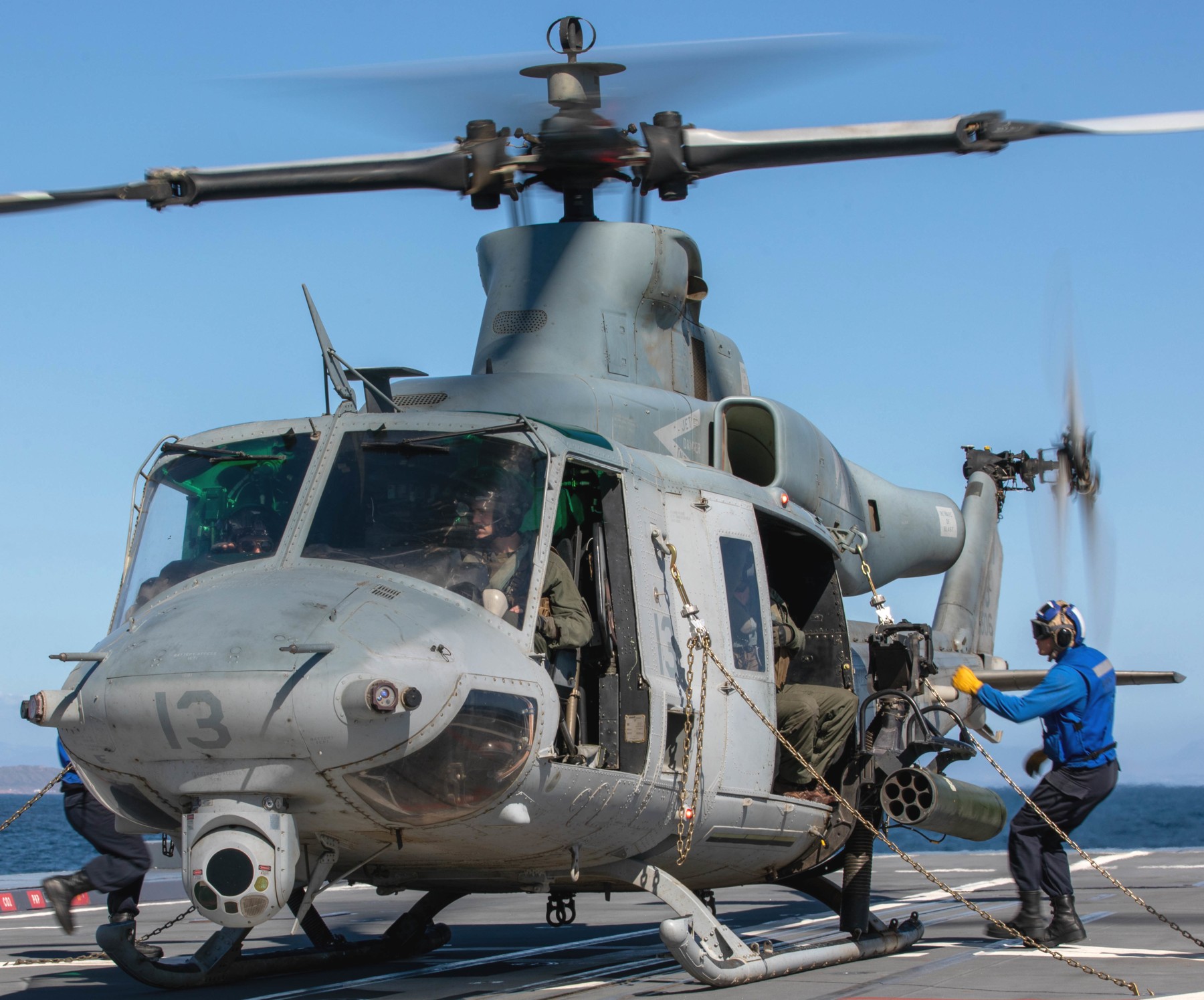 hmla-169 vipers marine light attack helicopter squadron uh-1y venom ddg-1001 uss michael monsoor 71