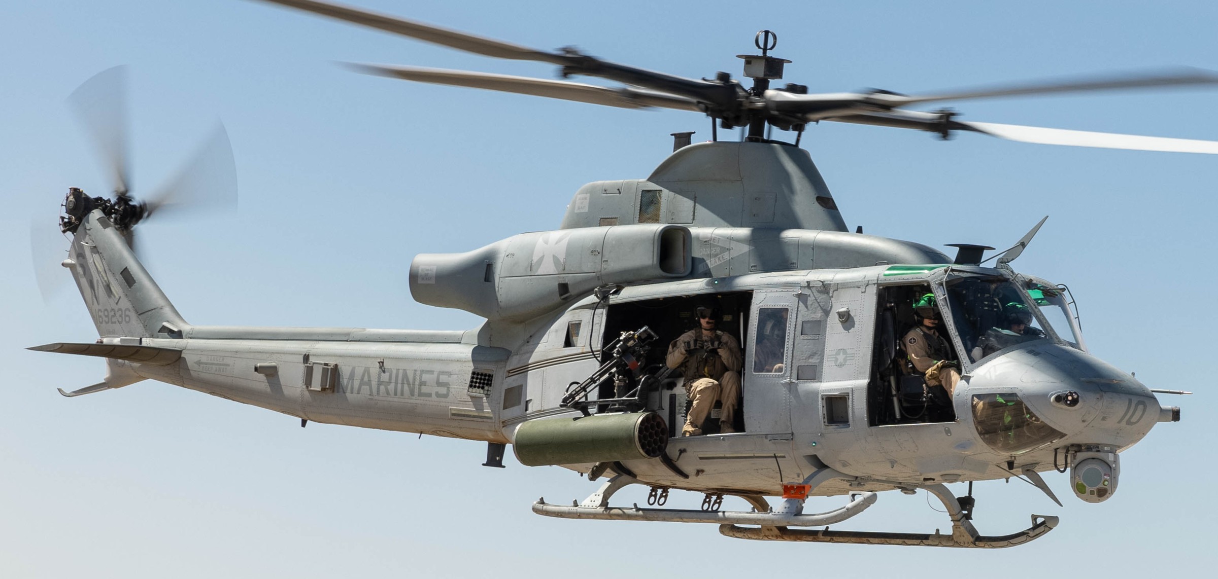 hmla-169 vipers marine light attack helicopter squadron uh-1y venom mcas yuma arizona 87