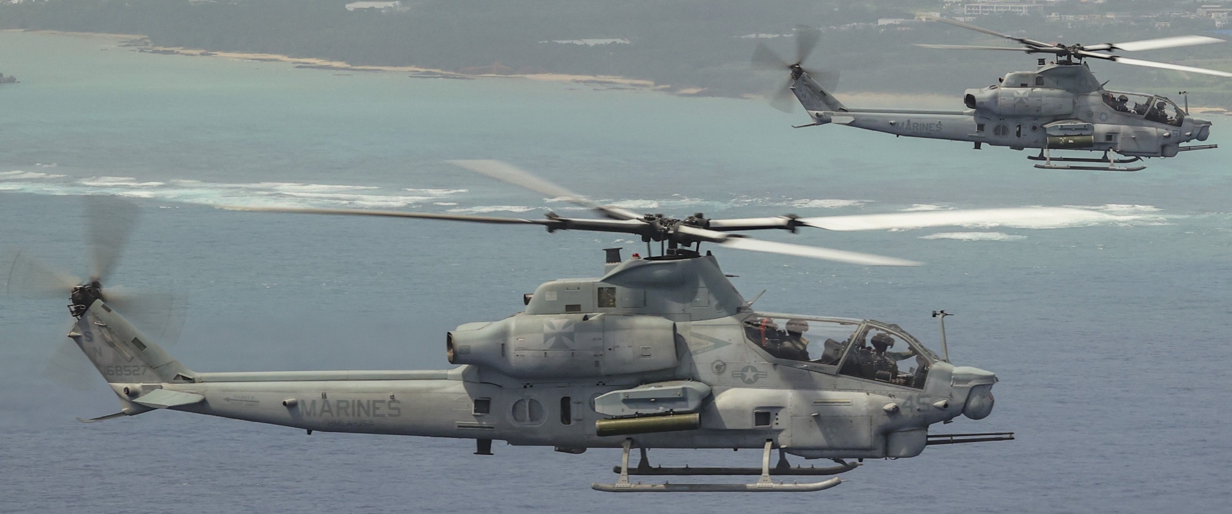 hmla-169 vipers marine light attack helicopter squadron ah-1z viper mcas futenma japan 98