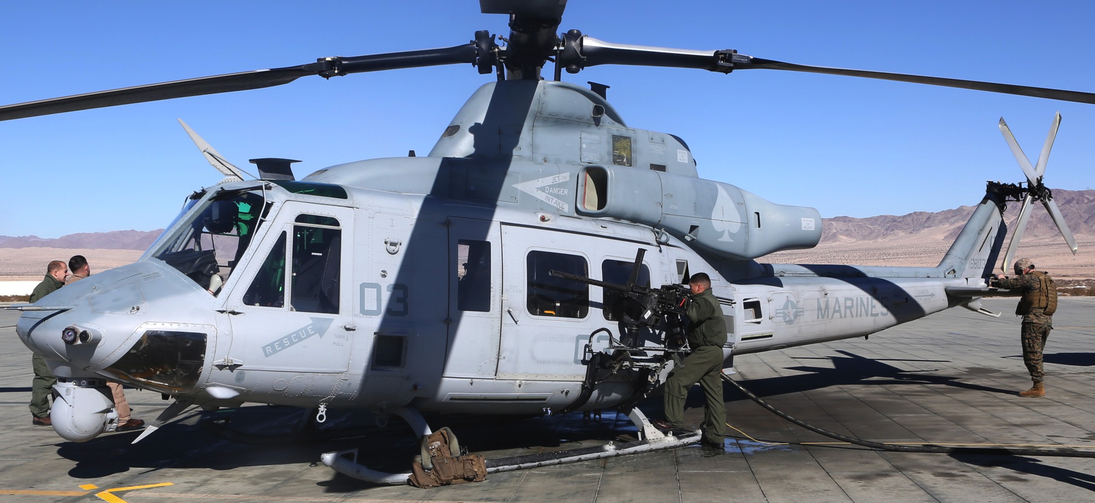 hmla-267 stingers marine light attack helicopter squadron uh-1y venom twentynine palms 16