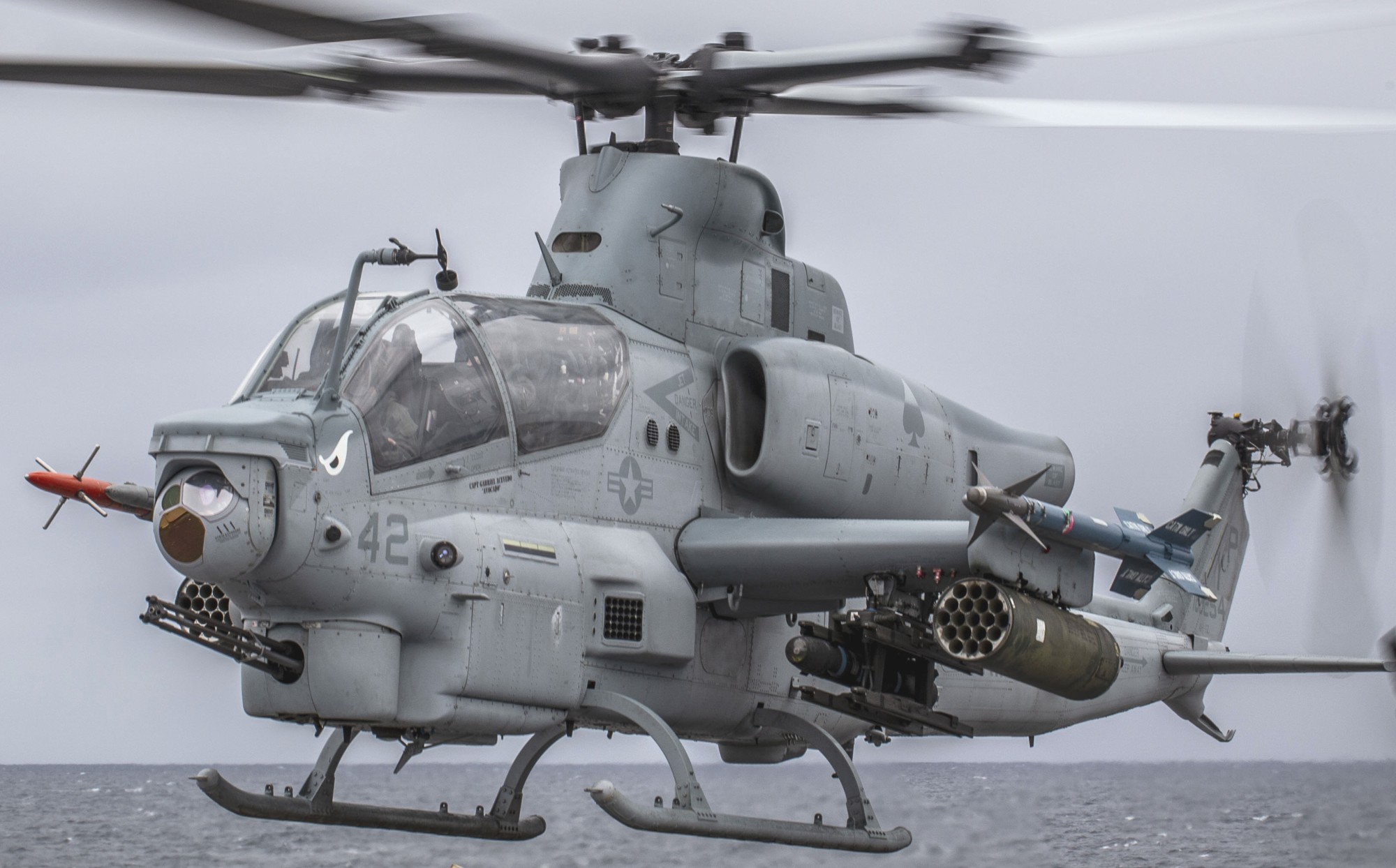 hmla-267 stingers marine light attack helicopter squadron ah-1z viper 48