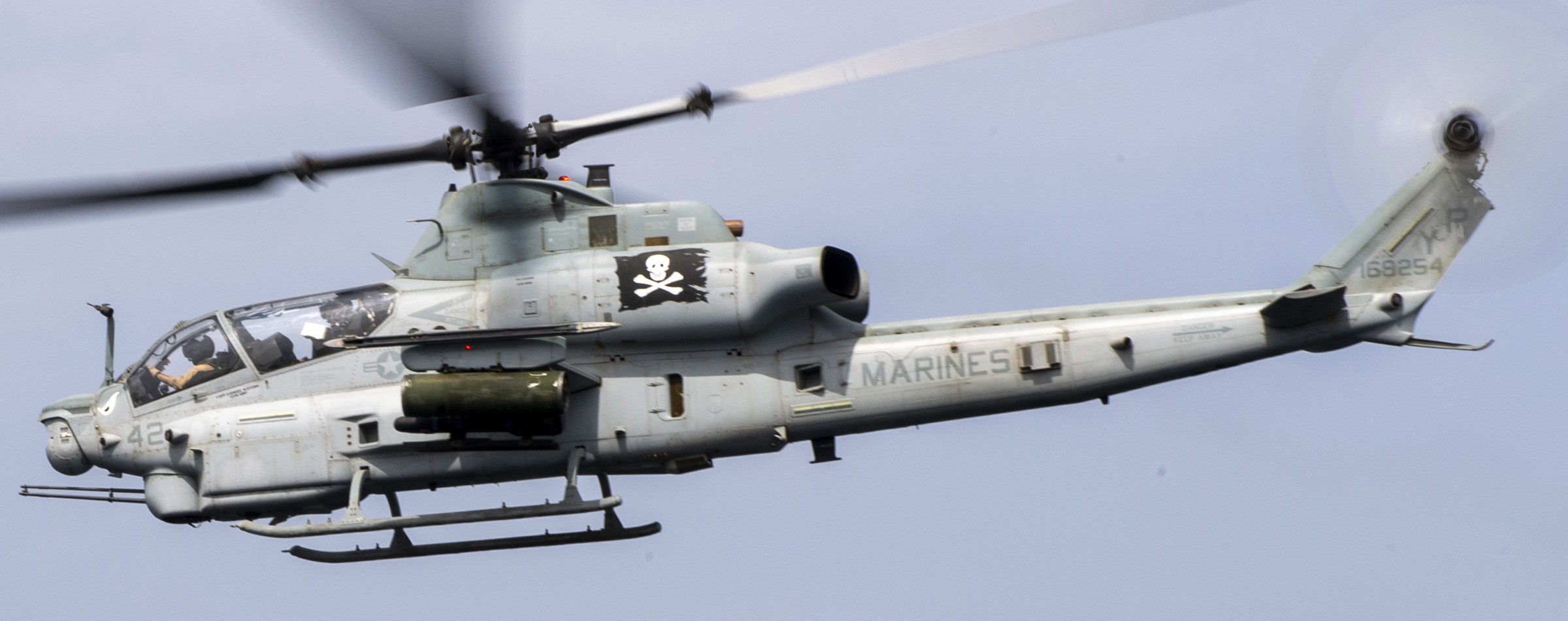 hmla-267 stingers marine light attack helicopter squadron ah-1z viper 65