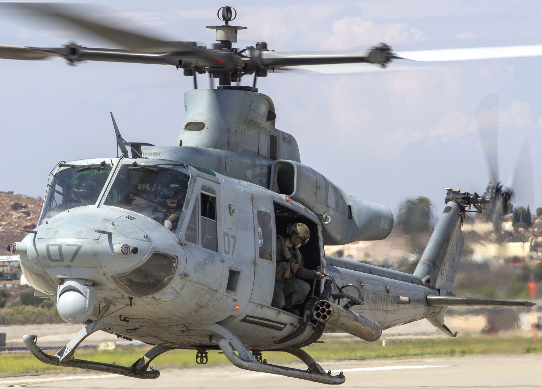 hmla-267 stingers marine light attack helicopter squadron uh-1y venom camp pendleton mcas 101