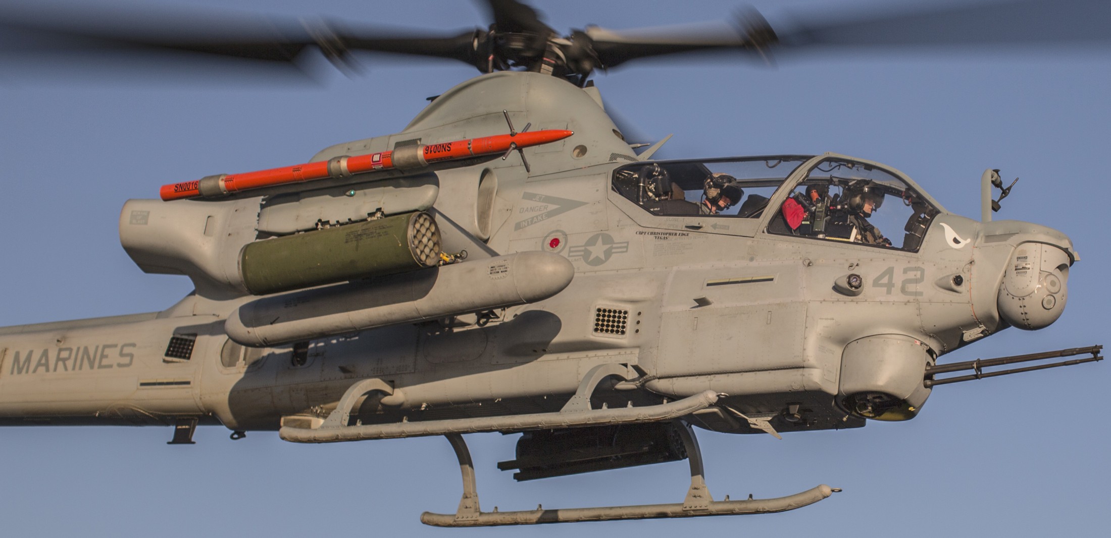 hmla-267 stingers marine light attack helicopter squadron ah-1z viper 118