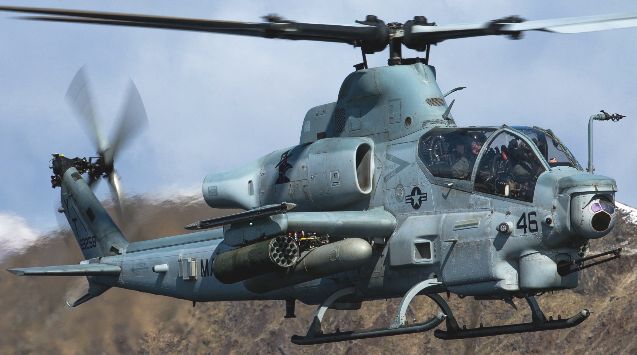 hmla-267 stingers marine light attack helicopter squadron ah-1z viper 146