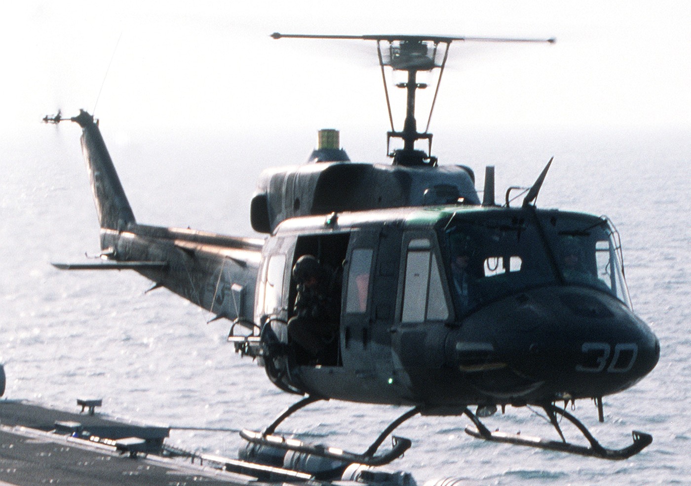 hmla-269 gunrunners marine light attack helicopter squadron uh-1n twin huey lph-7 uss guadalcanal 19