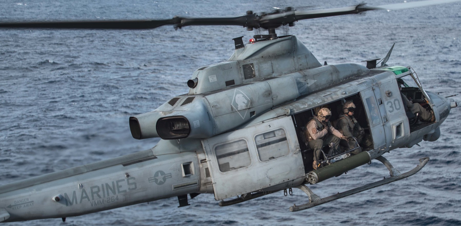 hmla-269 gunrunners marine light attack helicopter squadron uh-1y venom lhd-3 uss kearsarge 89