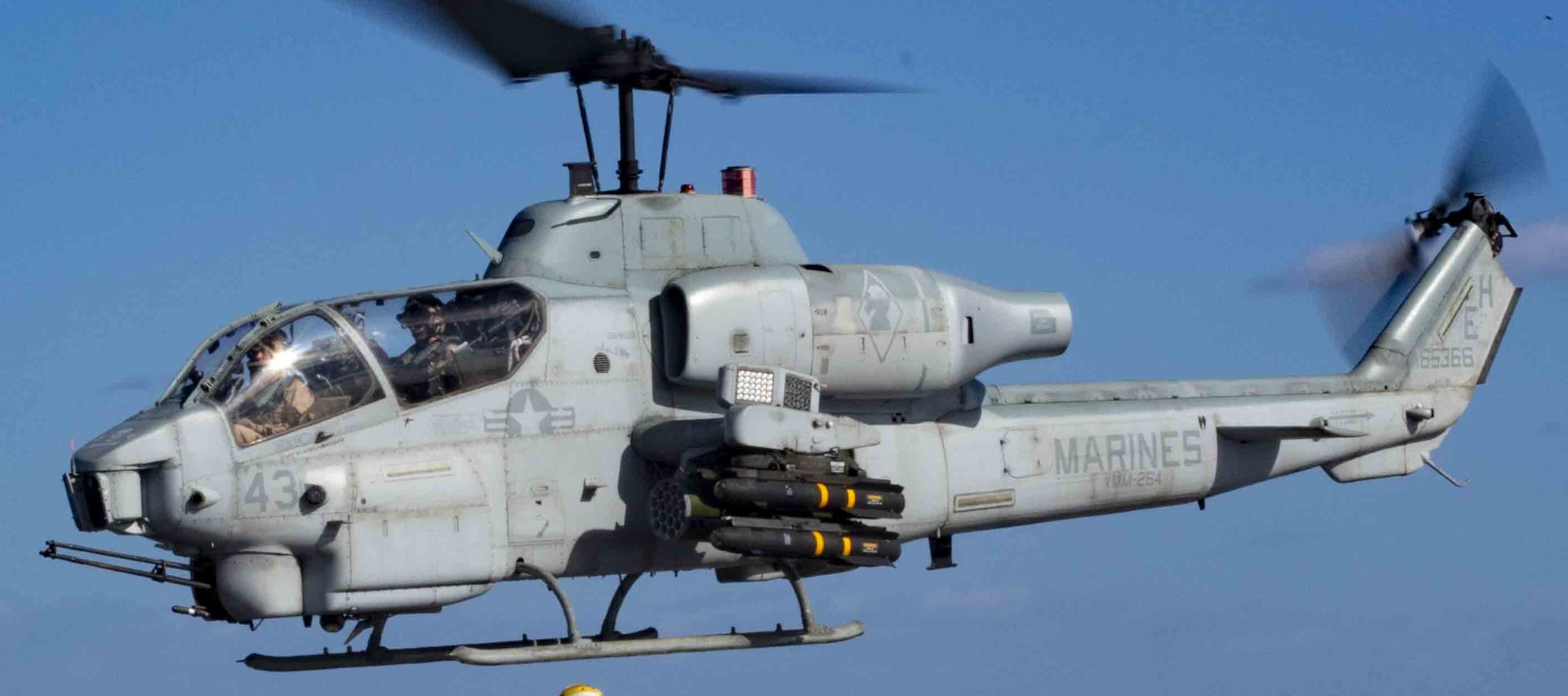 hmla-269 gunrunners marine light attack helicopter squadron ah-1w super cobra hellfire missile 90