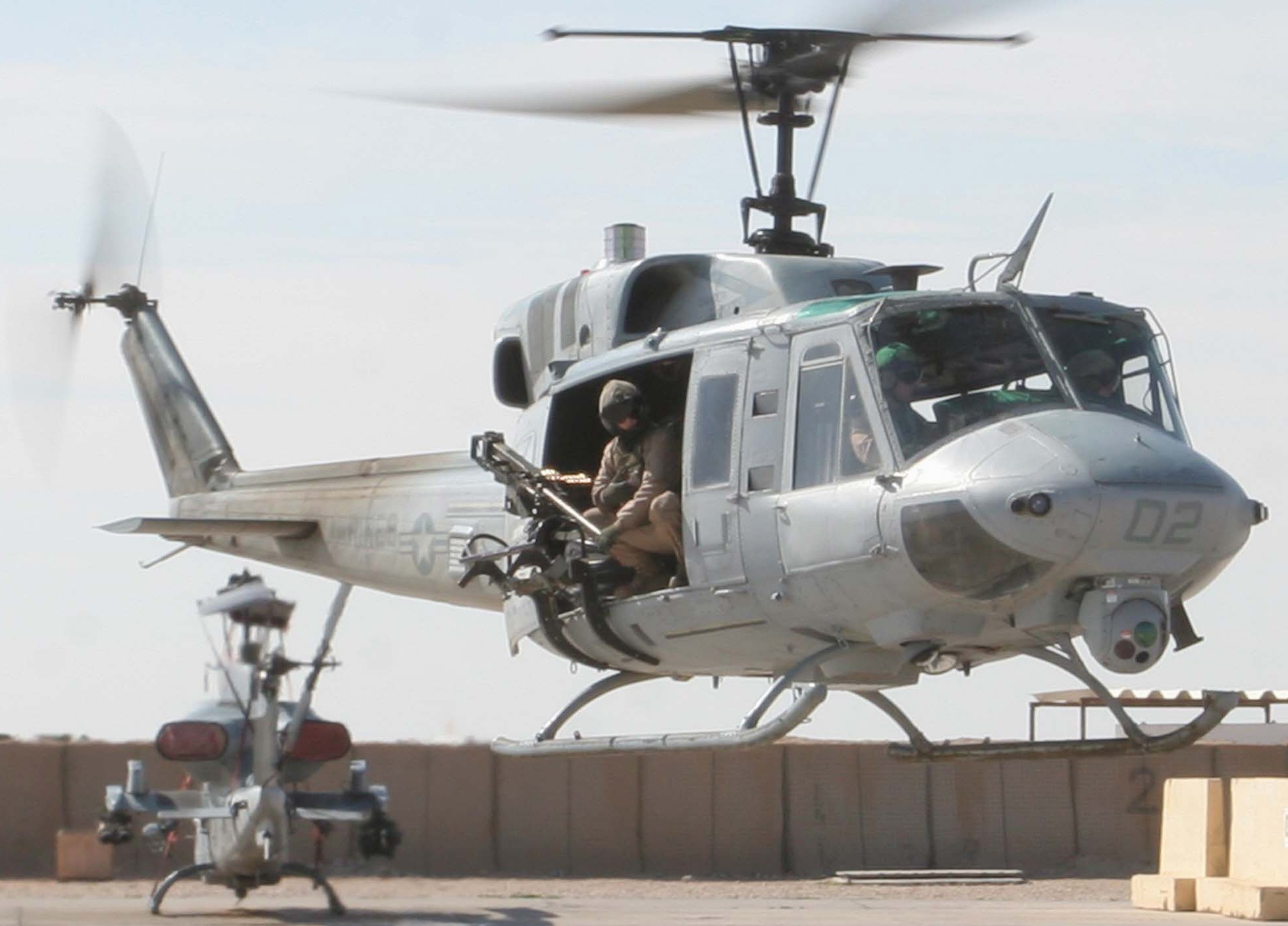 hmla-367 scarface marine light attack helicopter squadron uh-1n twin huey iraq 2007