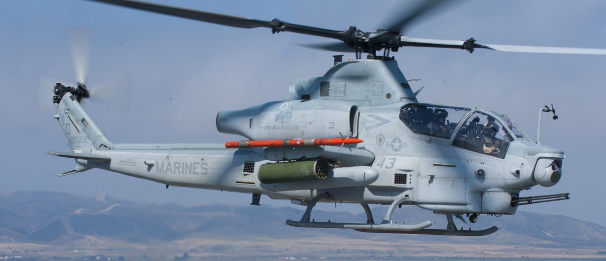 hmla-367 scarface marine light attack helicopter squadron ah-1z viper 27