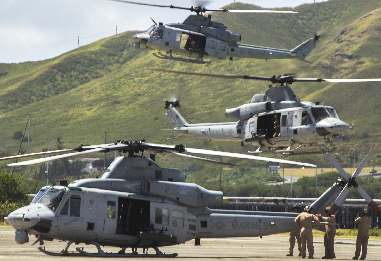 hmla-367 scarface marine light attack helicopter squadron uh-1y venom hawaii 51