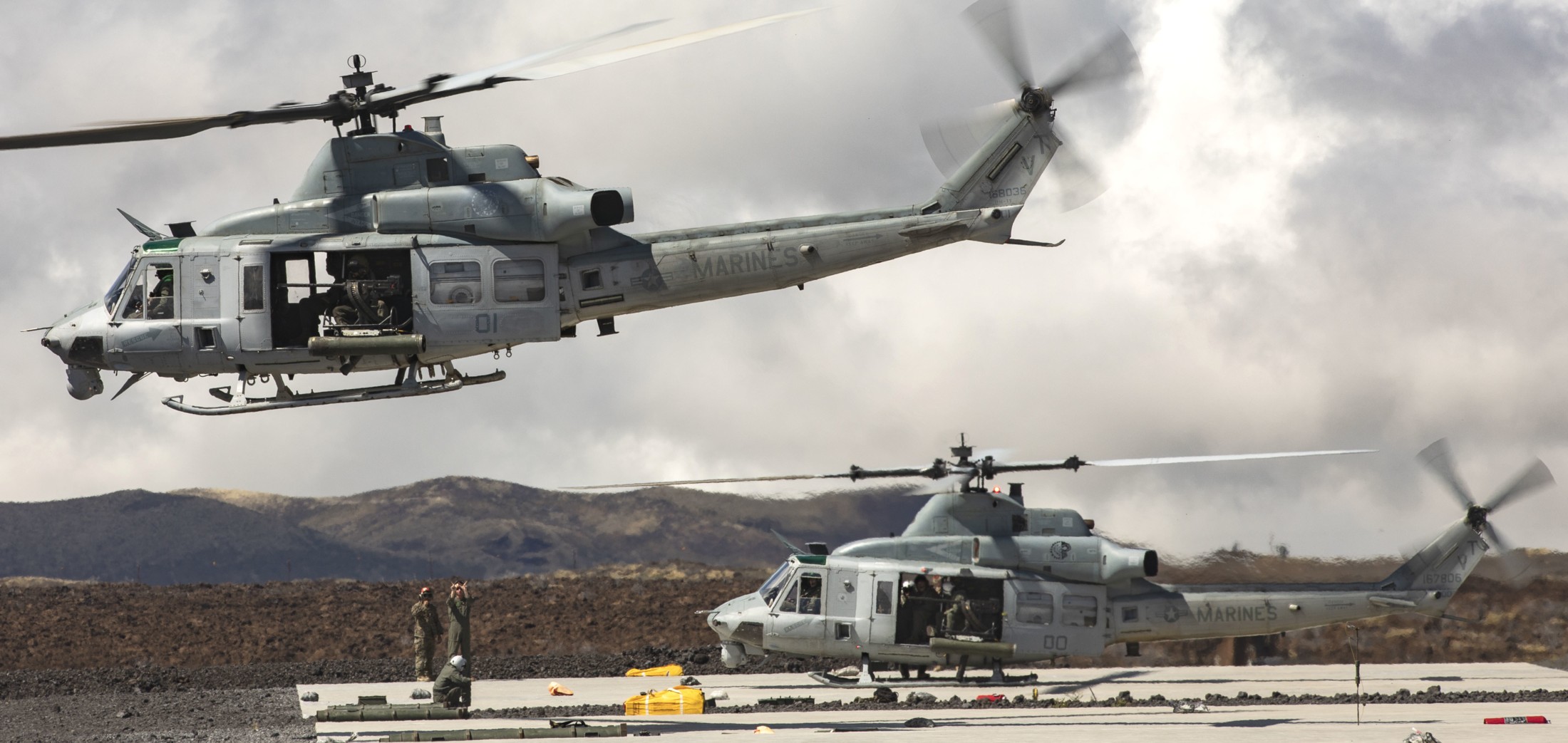 hmla-367 scarface marine light attack helicopter squadron uh-1y venom pohakuloa hawaii 70