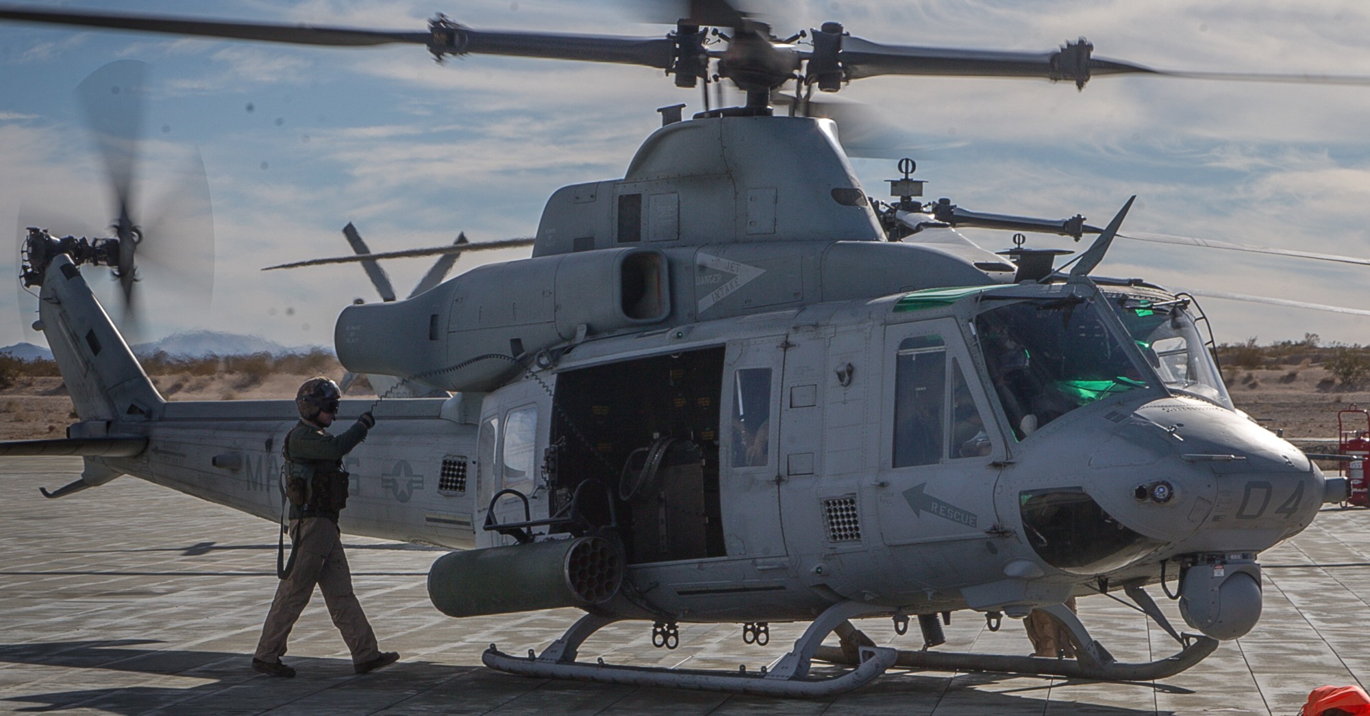 hmla-367 scarface marine light attack helicopter squadron uh-1y venom twentynine palms california 81