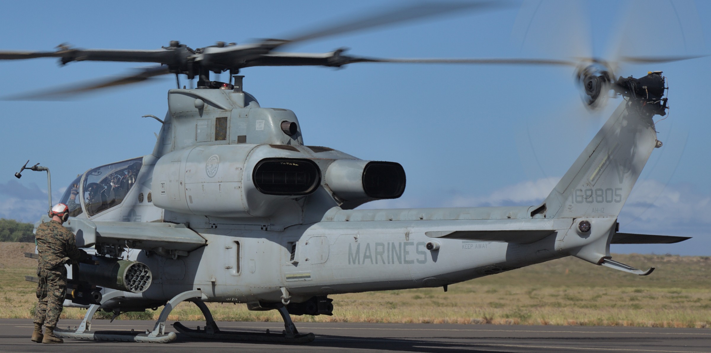 hmla-367 scarface marine light attack helicopter squadron ah-1z viper hawaii 2021 90