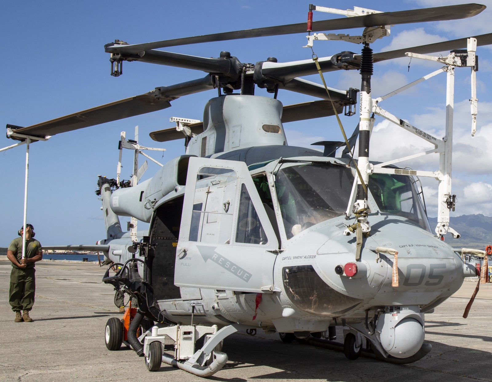 hmla-367 scarface marine light attack helicopter squadron uh-1y venom pearl harbor hickam hawaii 91