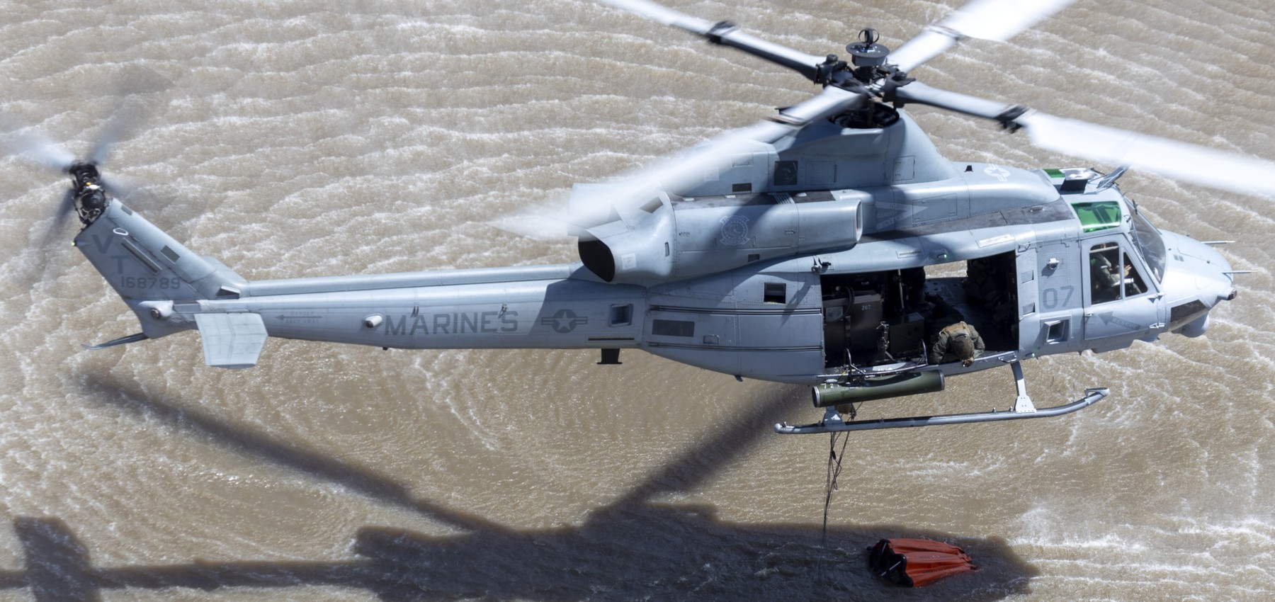 hmla-367 scarface marine light attack helicopter squadron uh-1y venom firefighting camp pendleton 107