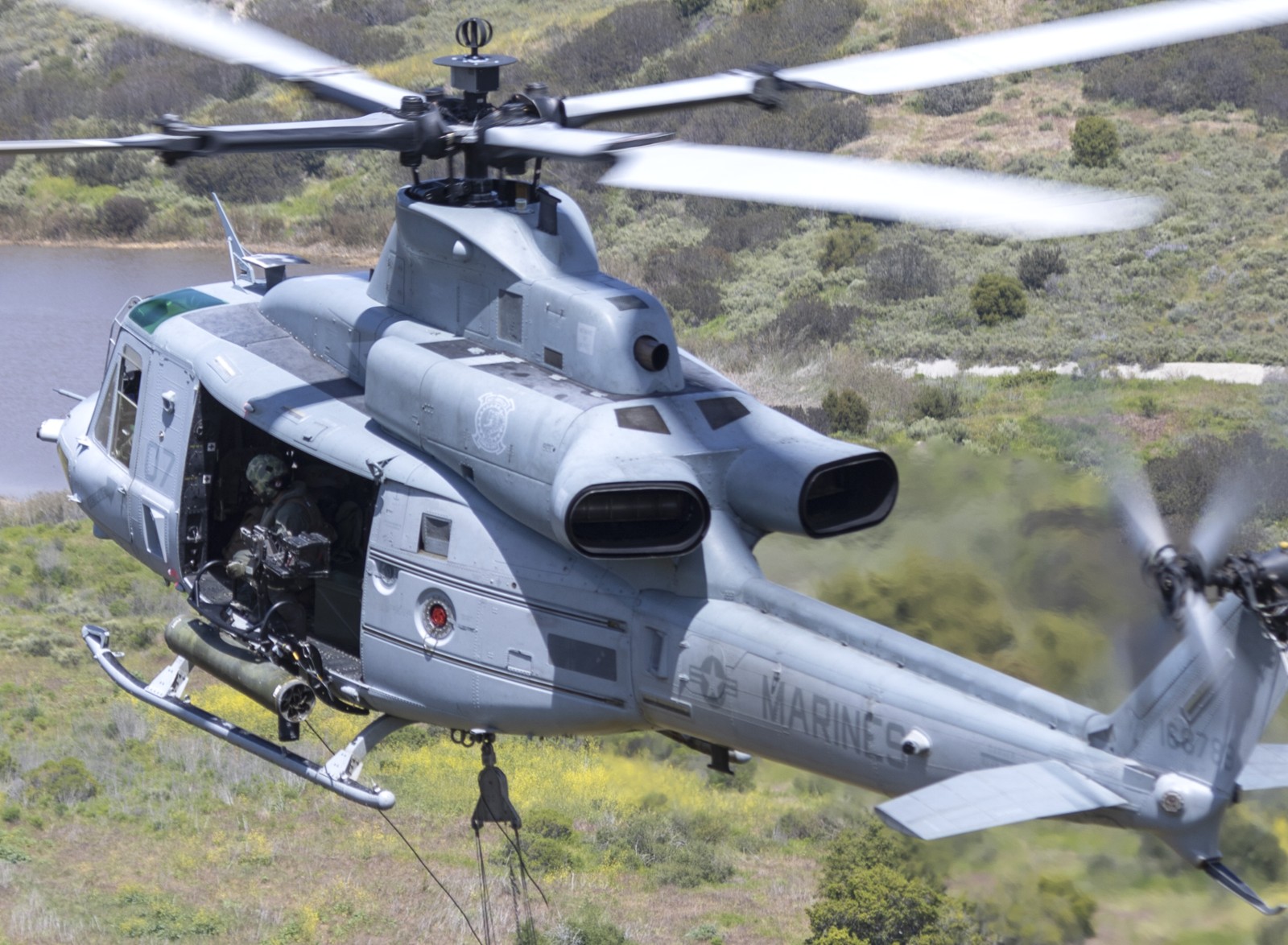 hmla-367 scarface marine light attack helicopter squadron uh-1y venom firefighting california 108