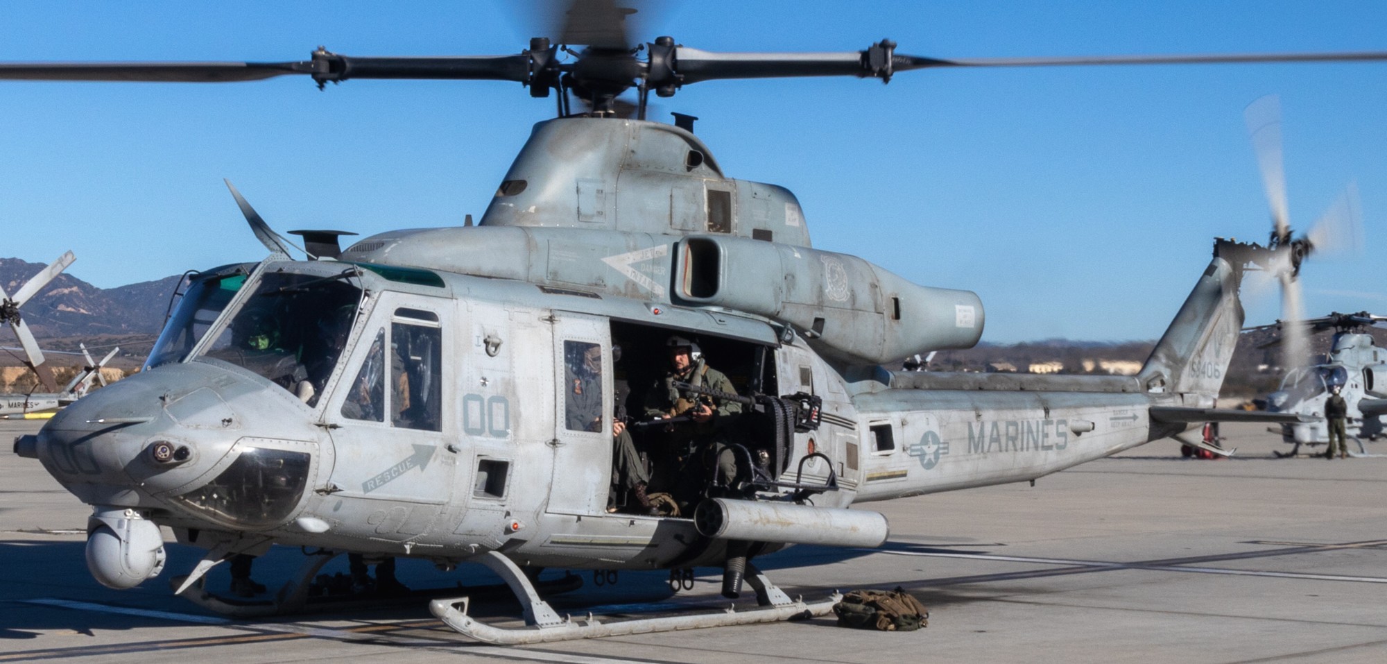 hmla-367 scarface marine light attack helicopter squadron uh-1y venom camp pendleton california 130