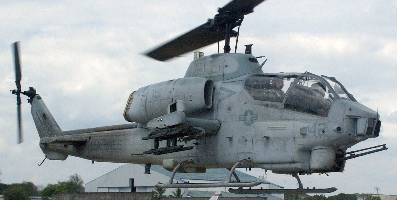 hmla-369 gunfighters marine light attack helicopter squadron ah-1w super cobra clark air base philippines 11