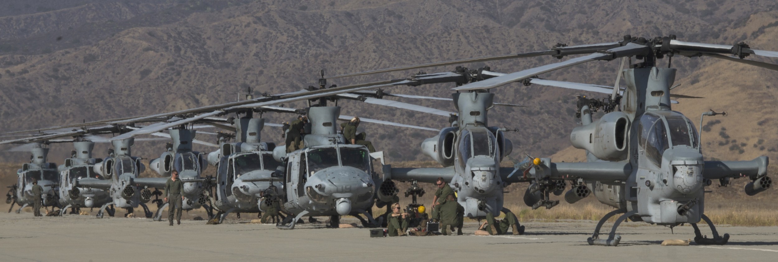 hmla-369 gunfighters marine light attack helicopter squadron outlying field camp pendleton 59