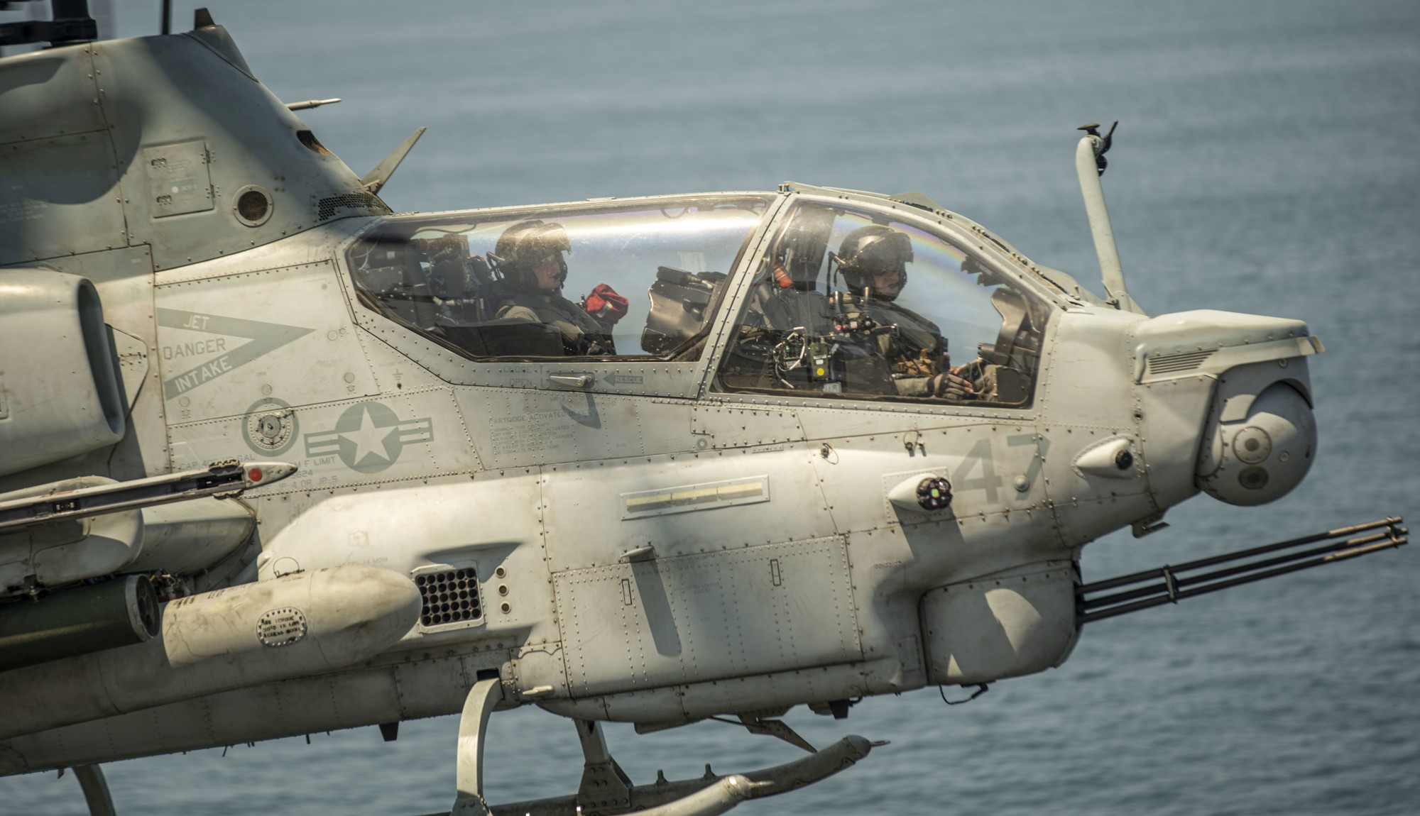 hmla-369 gunfighters marine light attack helicopter squadron ah-1z viper 61