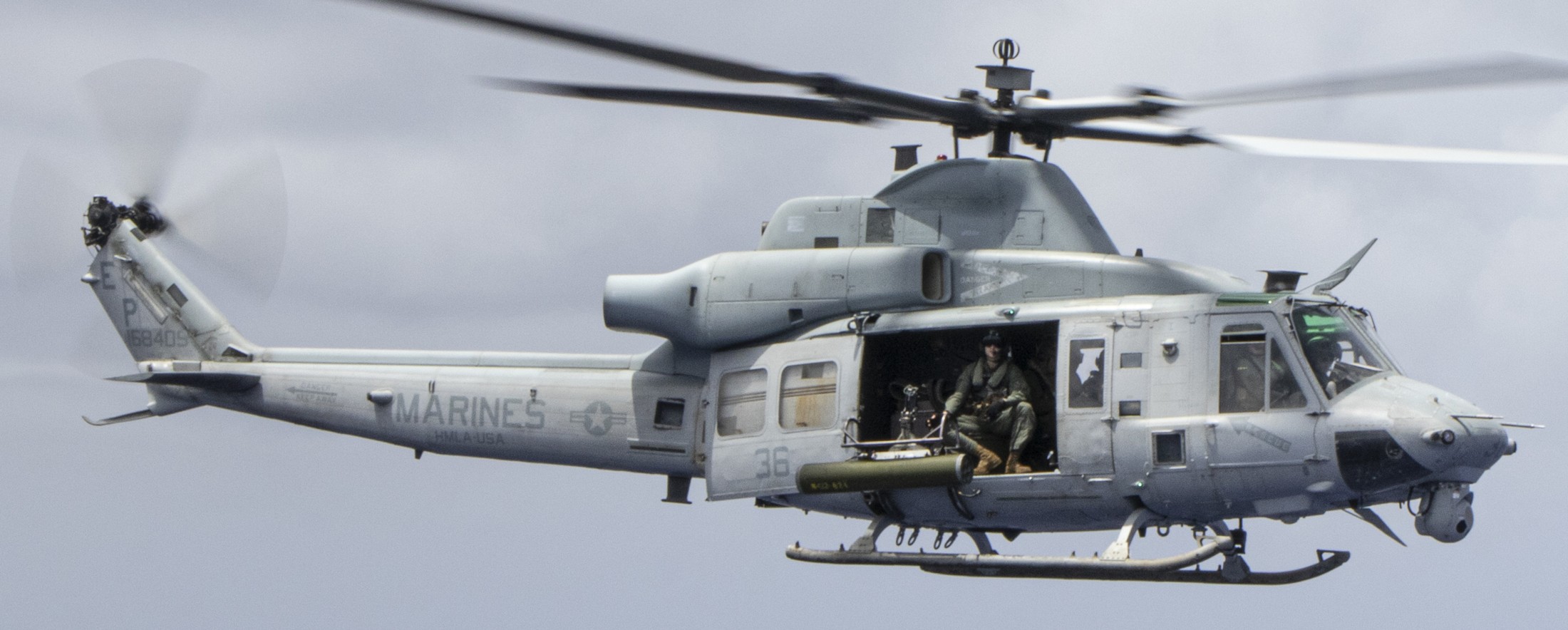 hmla-369 gunfighters marine light attack helicopter squadron uh-1y venom balikatan philippines 81