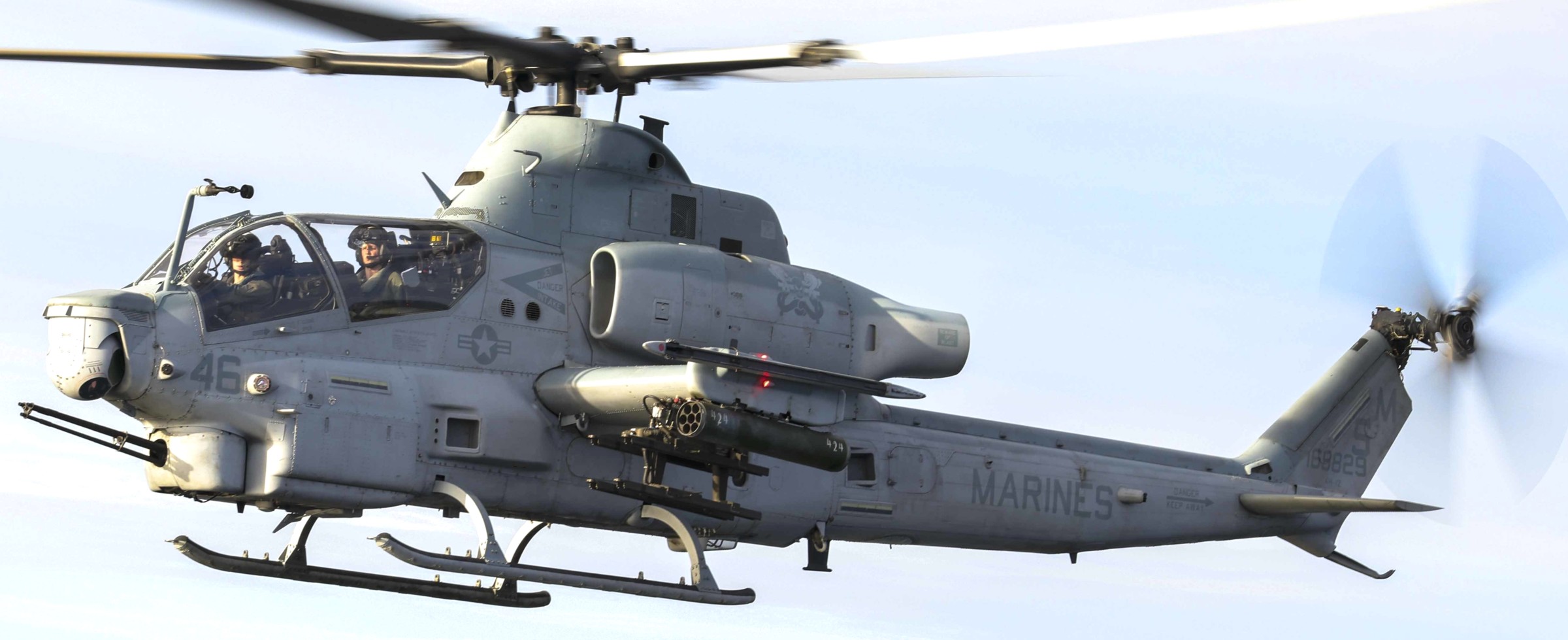 hmla-369 gunfighters marine light attack helicopter squadron ah-1z viper steel knight 22 california 88