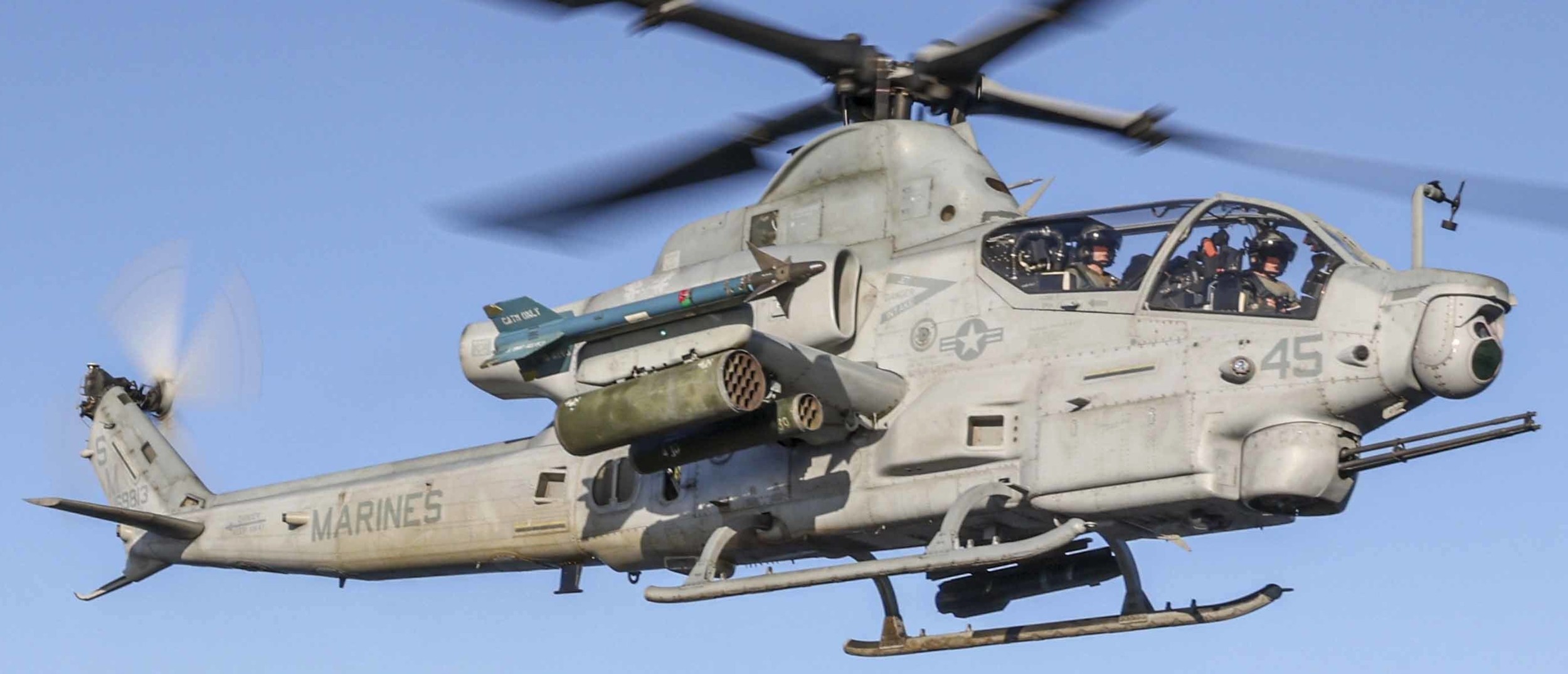 hmla-369 gunfighters marine light attack helicopter squadron ah-1z viper 96