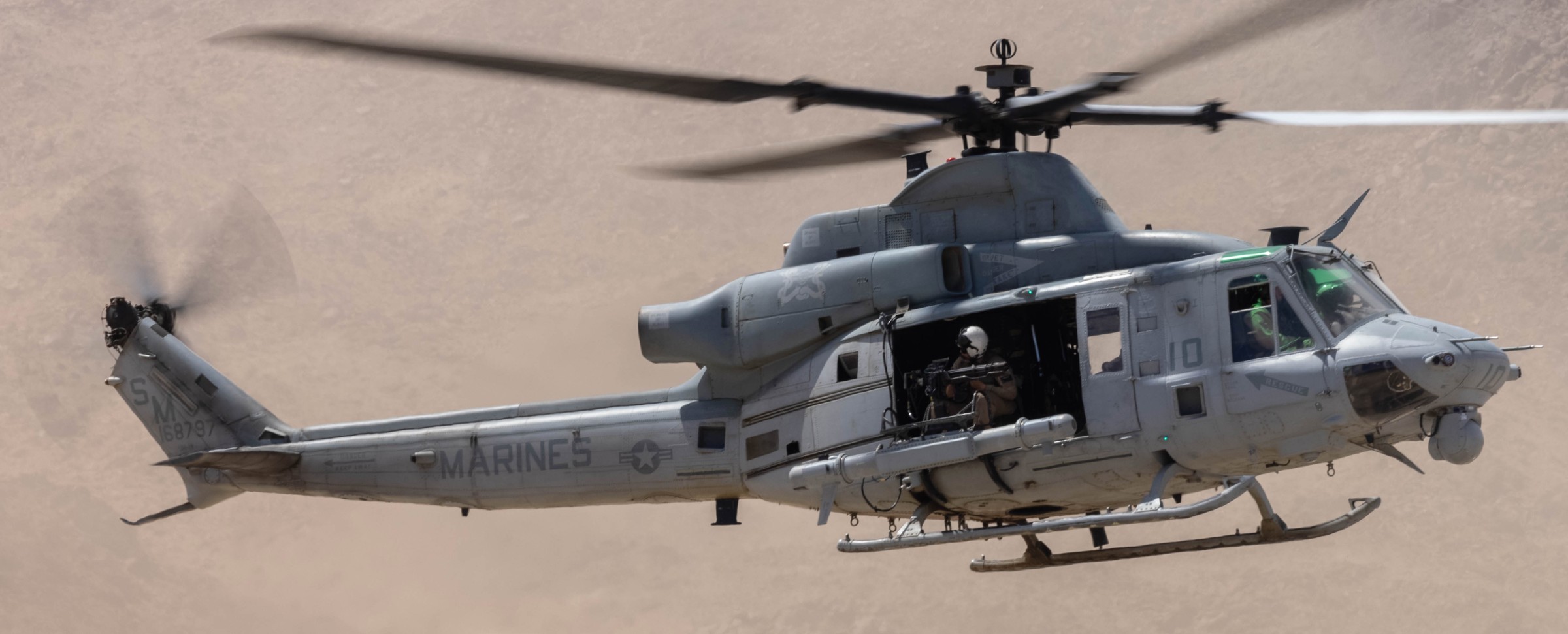 hmla-369 gunfighters marine light attack helicopter squadron uh-1y venom mcagcc twentynine palms 98