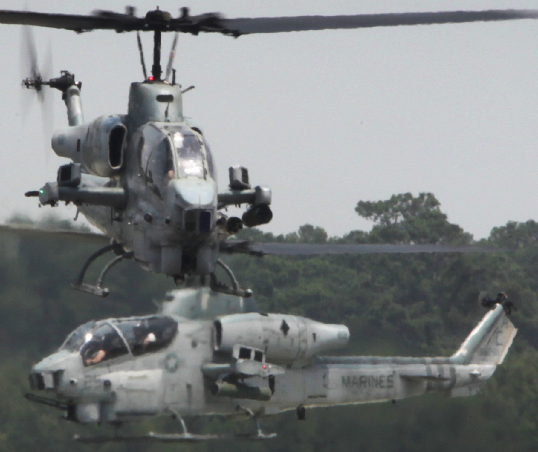 hmla-467 sabers marine light attack helicopter squadron ah-1w super cobra 18