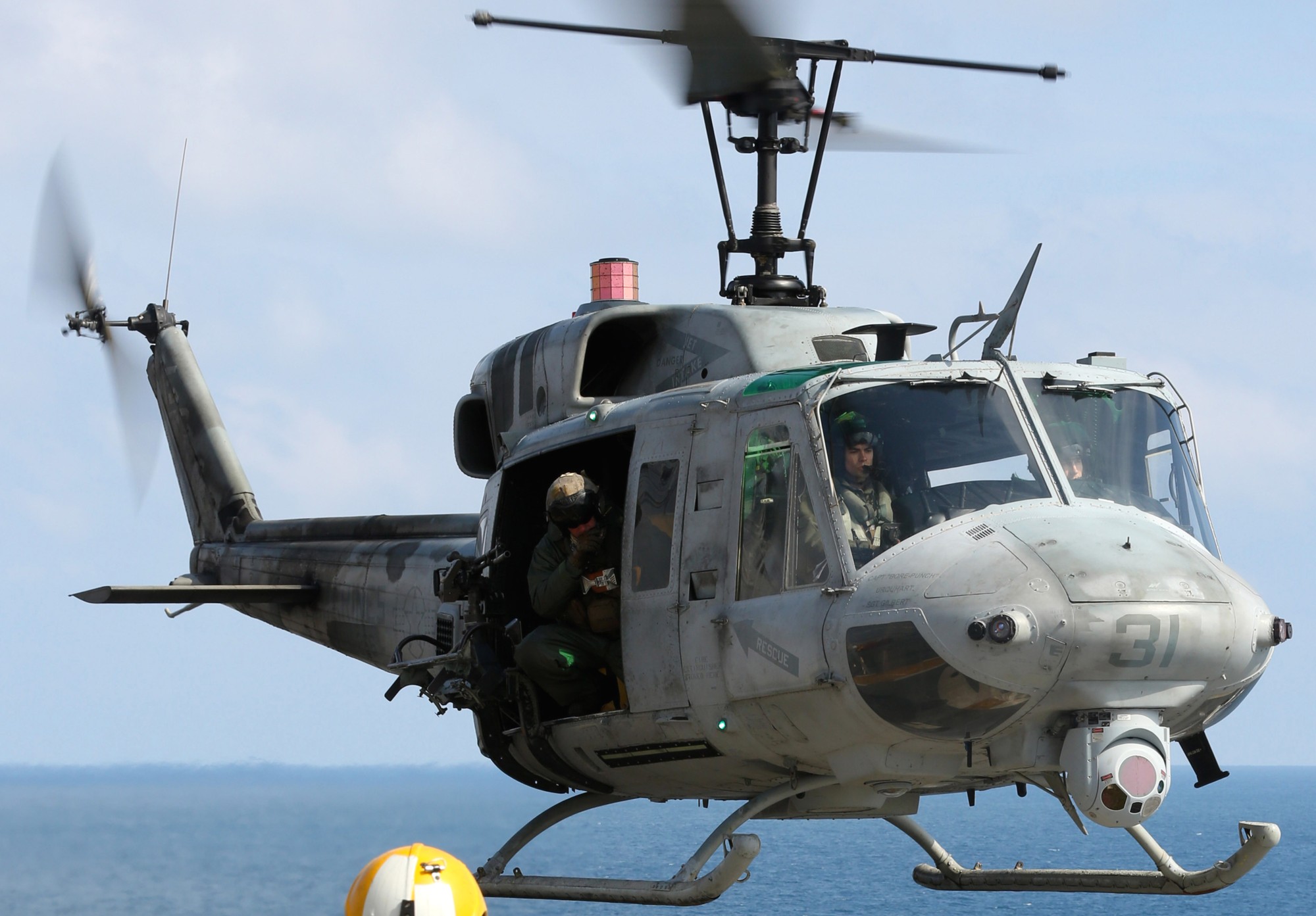 hmla-467 sabers marine light attack helicopter squadron uh-1n twin huey uss kearsarge 30