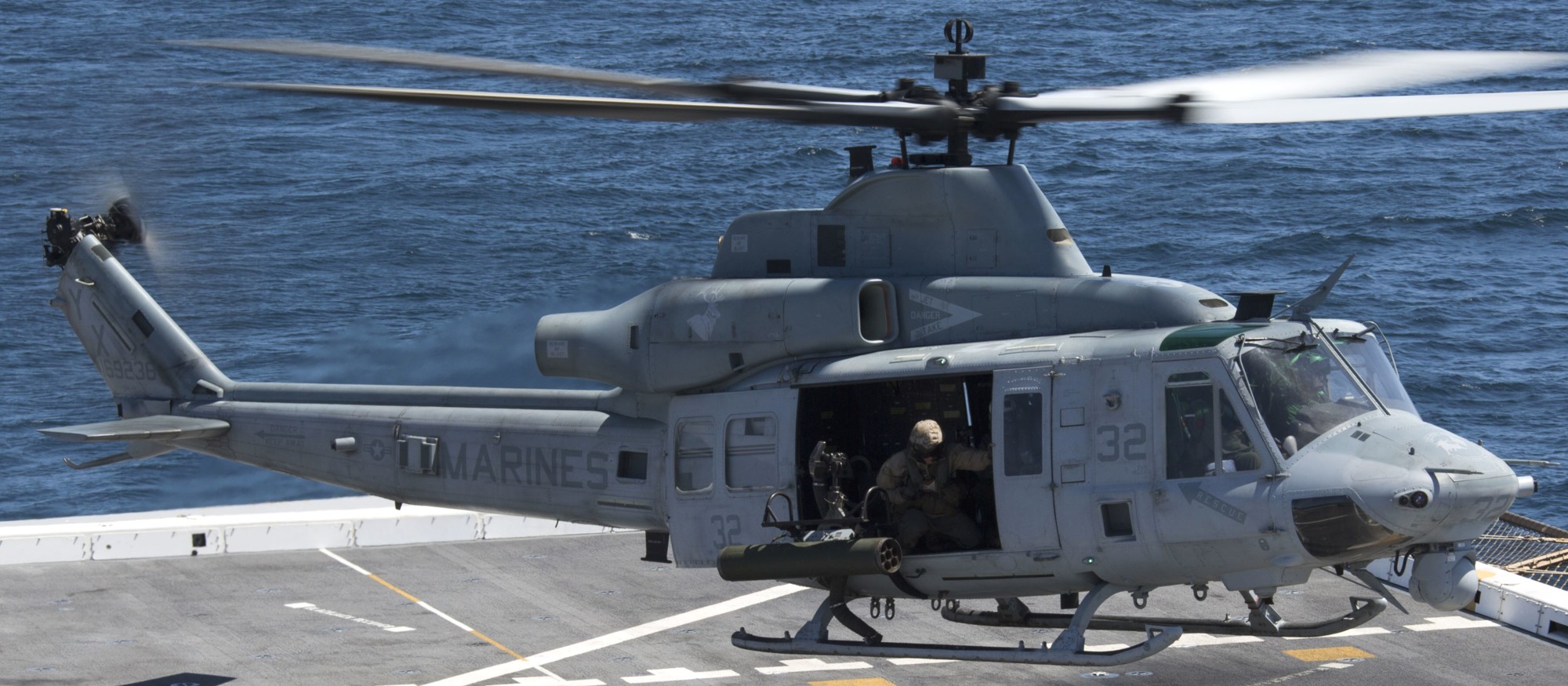 hmla-469 vengenace marine light attack helicopter squadron uh-1y venom 28