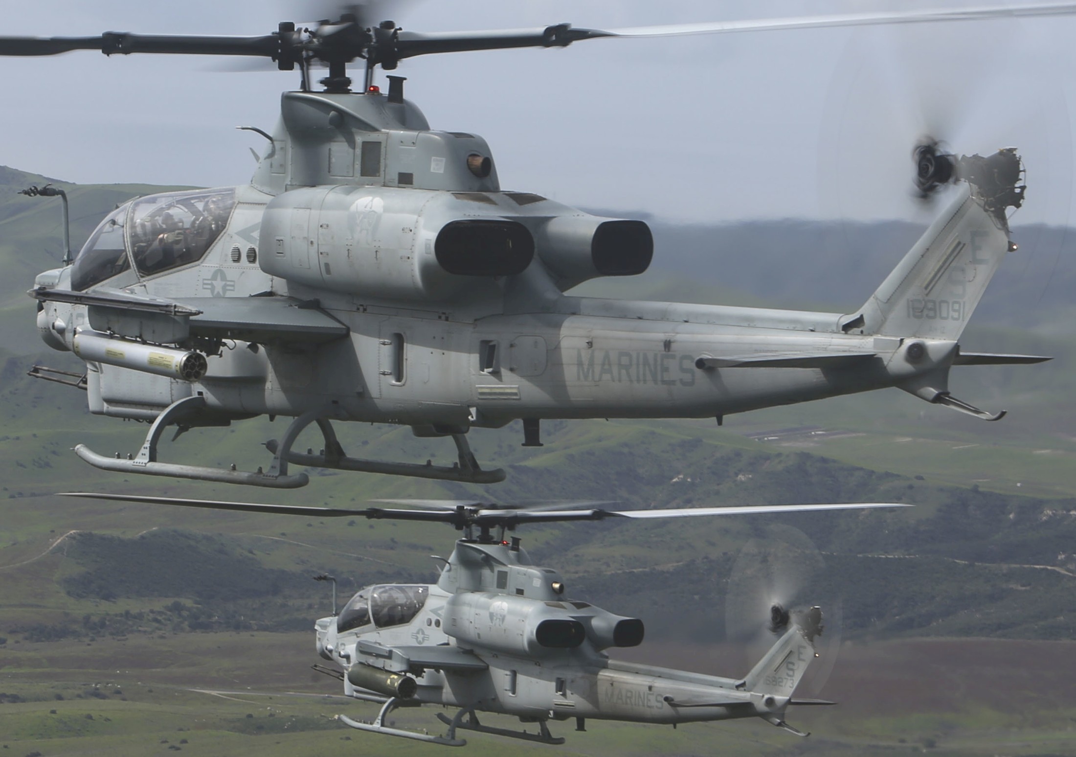 hmla-469 vengenace marine light attack helicopter squadron ah-1z viper mcas camp pendleton california 33