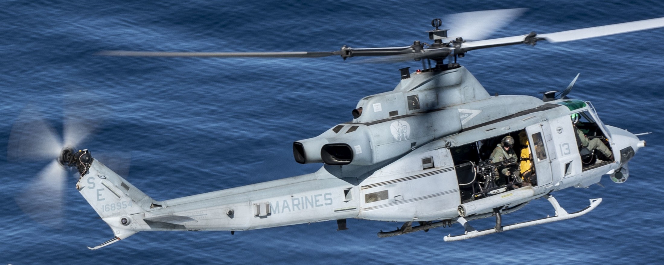 hmla-469 vengenace marine light attack helicopter squadron uh-1y venom 46