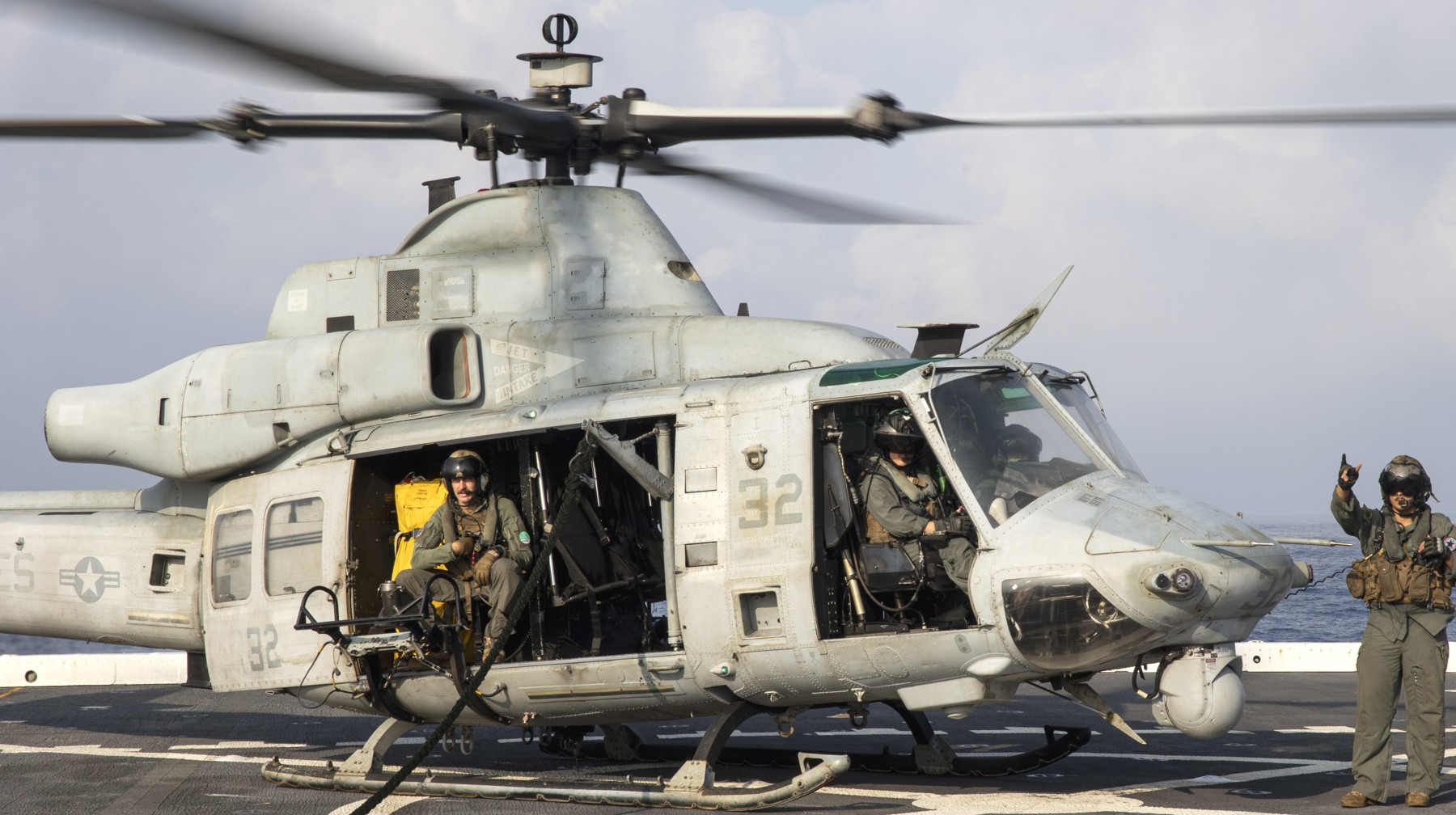 hmla-469 vengenace marine light attack helicopter squadron uh-1y venom 63