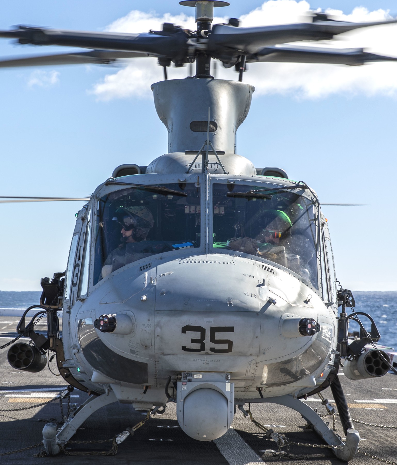 hmla-469 vengenace marine light attack helicopter squadron uh-1y venom 67