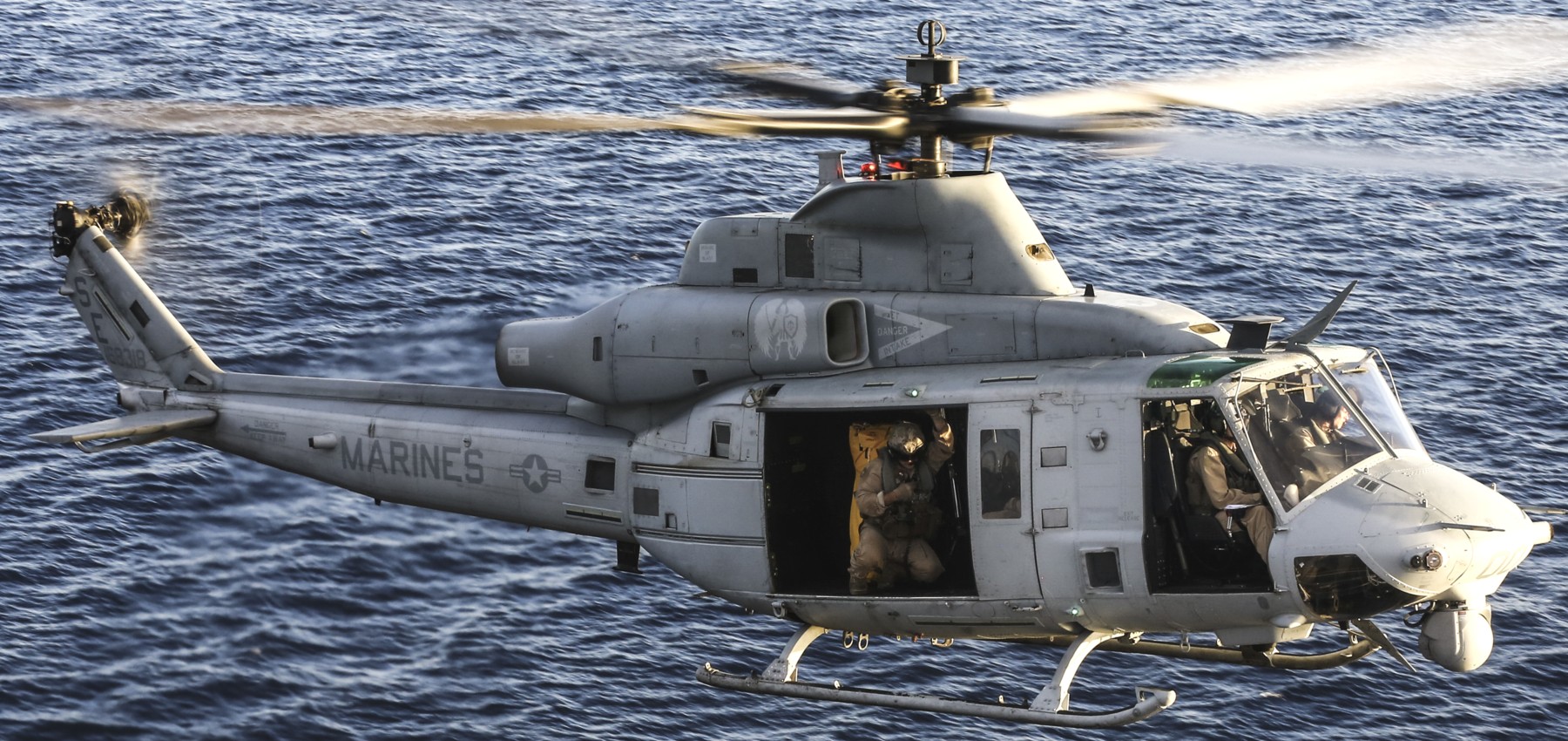 hmla-469 vengenace marine light attack helicopter squadron uh-1y venom san francisco fleet week 2014