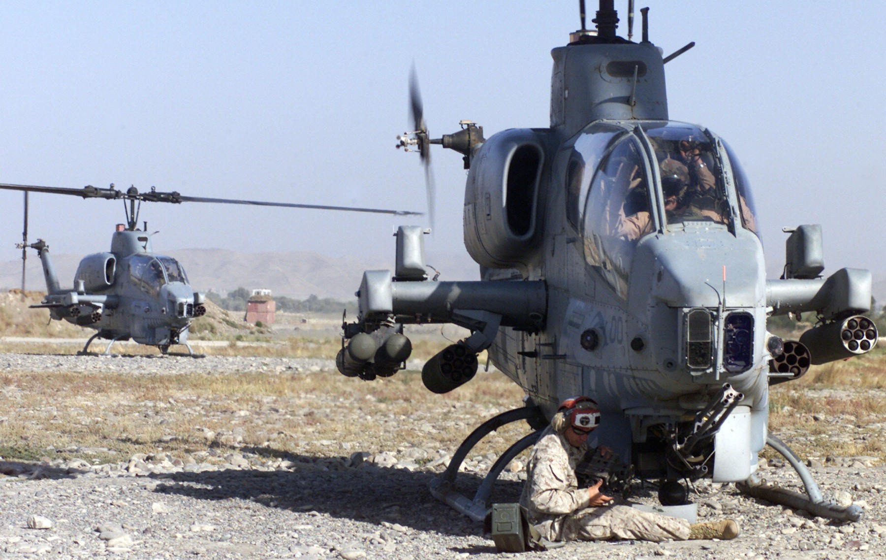 hmla-773 red dog marine light attack helicopter squadron ah-1w super cobra afghanistan 2004