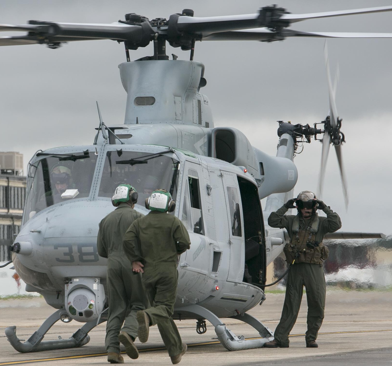 hmla-773 red dog marine light attack helicopter squadron uh-1y venom 40