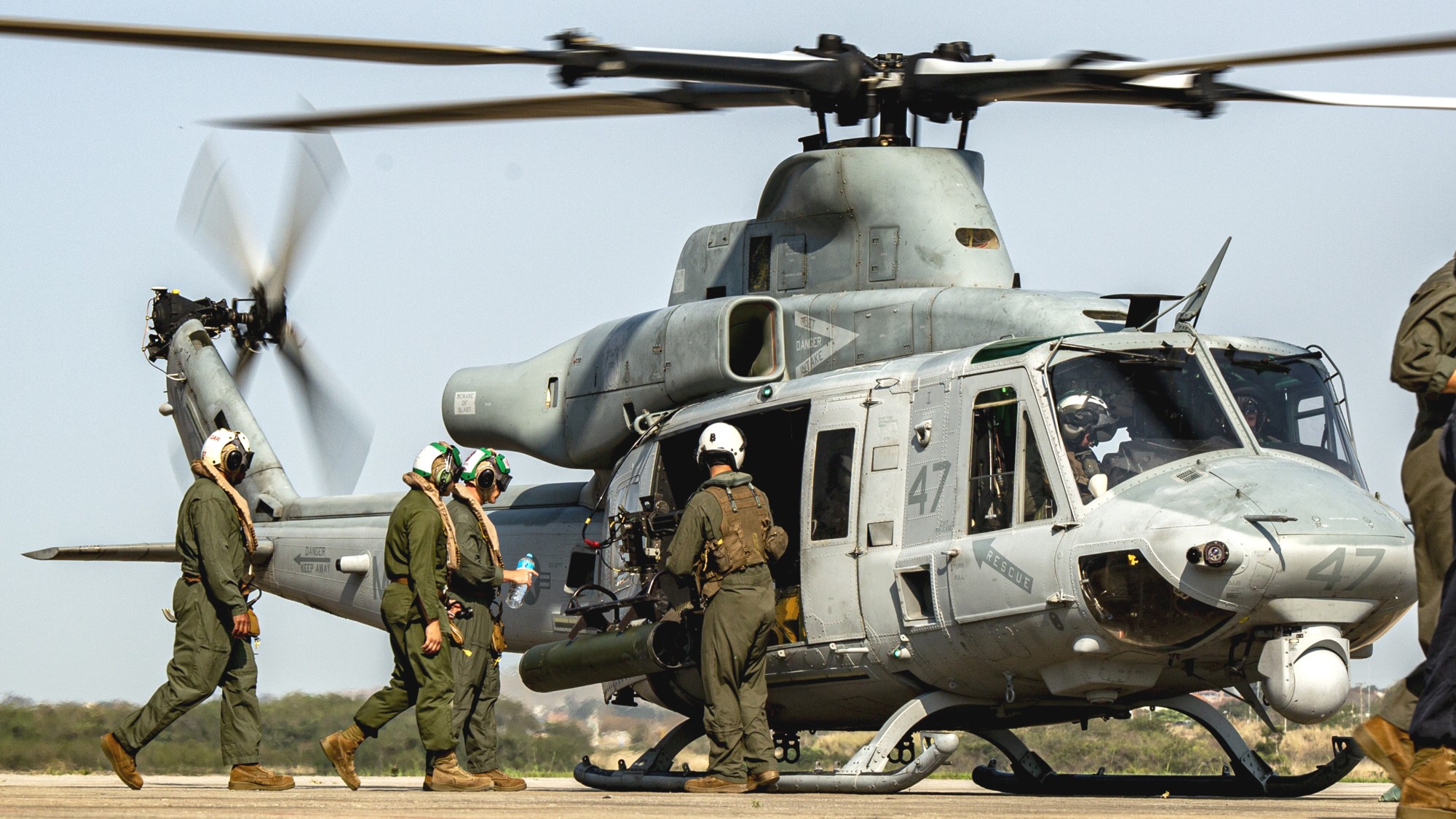 hmla-773 red dog marine light attack helicopter squadron uh-1y venom 71