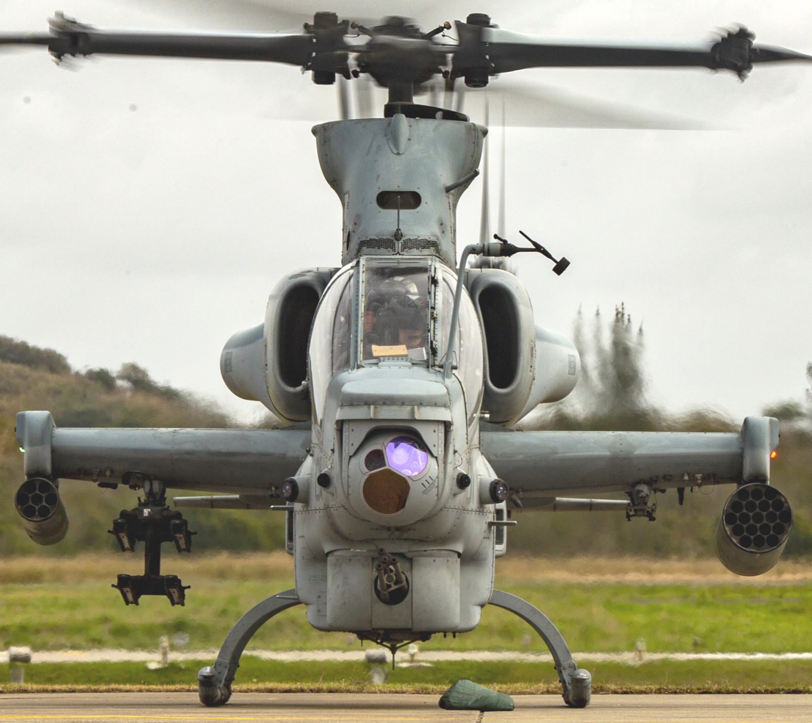 hmla-773 red dog marine light attack helicopter squadron ah-1z viper exercise unitas brazil 73